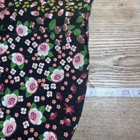 Topshop Women's Capelet Short Sleeve Floral Print Ruffle Top Blouse Black Size 4 - Picture 12 of 13